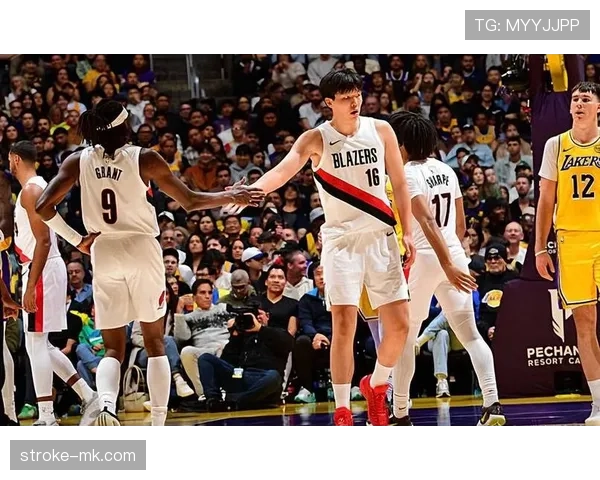 西蒙斯有望加盟波特兰,开拓者阵容或将迎来新变化 西蒙斯有望加盟波特兰,开拓者阵容或将迎来新变化