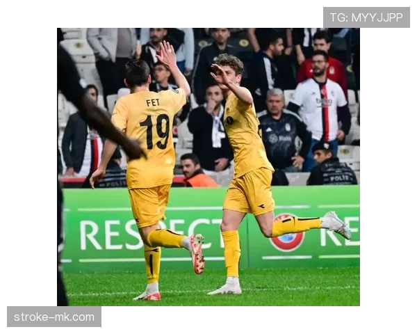 加拉塔萨雷进攻套路