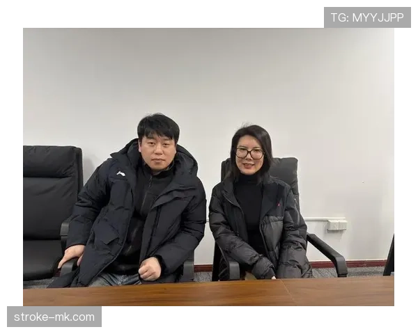 刷到庞伟的早餐照，碗里那东西比我整个月工资看着都疼...