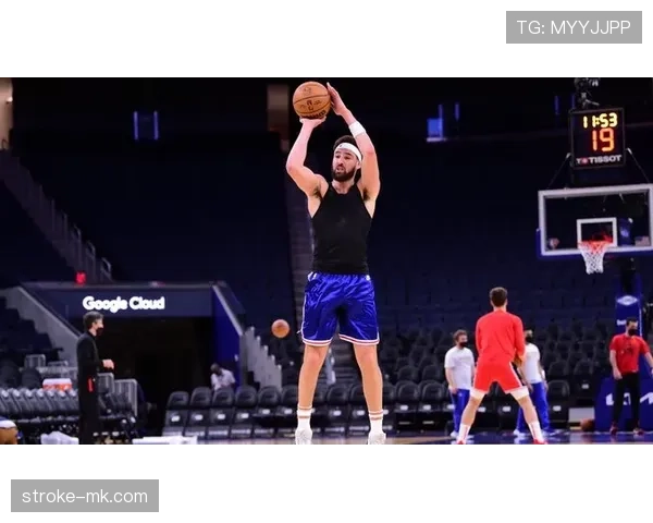 菲利克斯训练完直接去夜店蹦到凌晨？